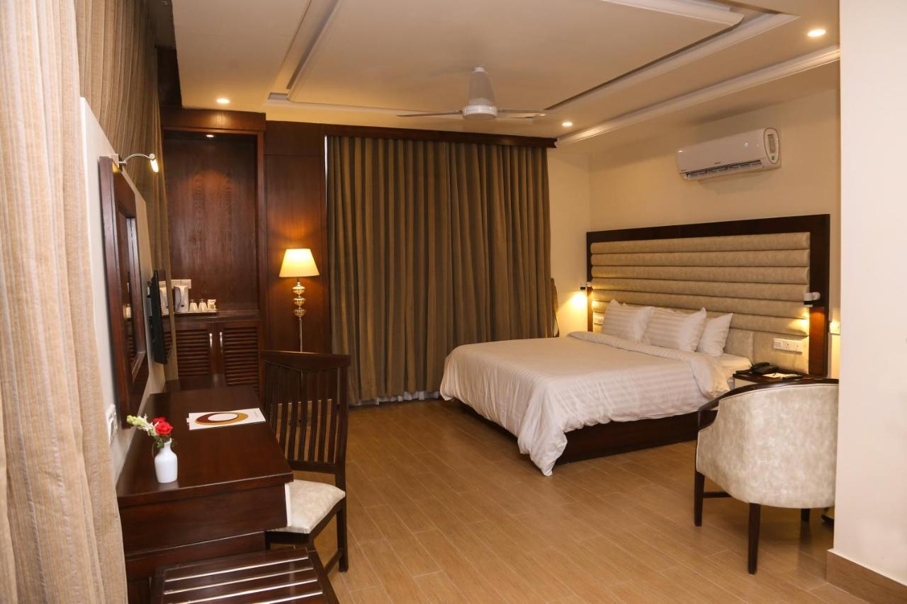 Hotel One Rahim Yar Khan Club Road Eksteriør bilde